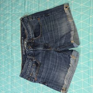 American Eagle Super Stretch Midi Jean Shorts Women's Size 6